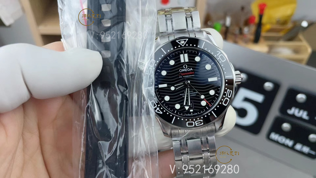 VS廠歐米茄海馬300復(fù)刻表深度測評：工藝與細節(jié)的卓越展現(xiàn)-復(fù)刻表