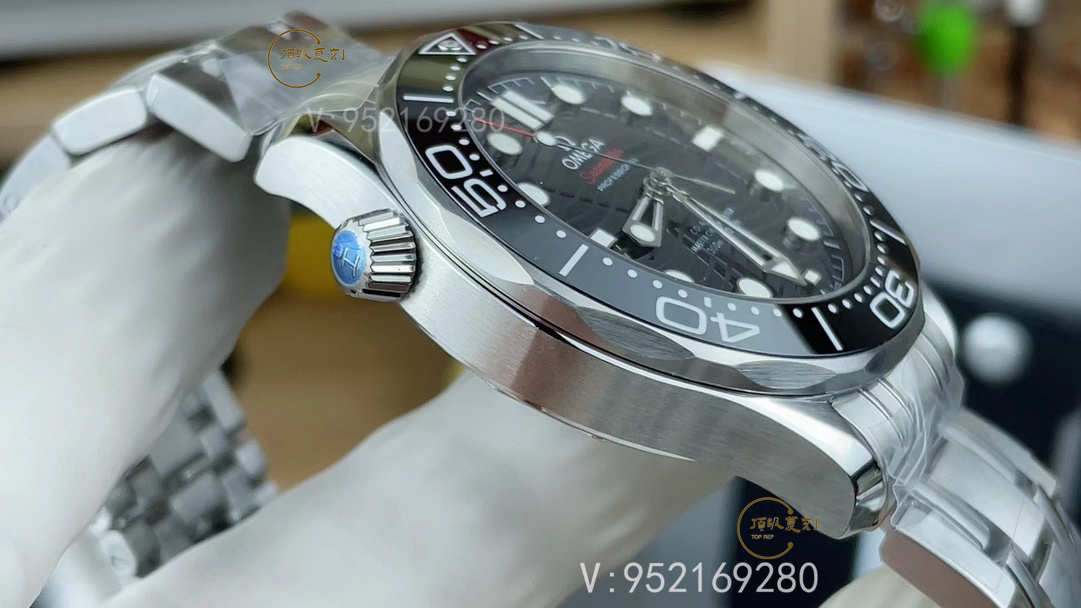 VS廠歐米茄海馬300復(fù)刻表深度測評：工藝與細節(jié)的卓越展現(xiàn)-復(fù)刻表