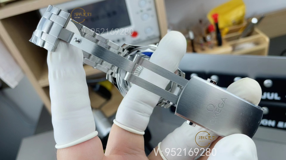 VS廠歐米茄海馬300復(fù)刻表深度測評：工藝與細節(jié)的卓越展現(xiàn)-復(fù)刻表