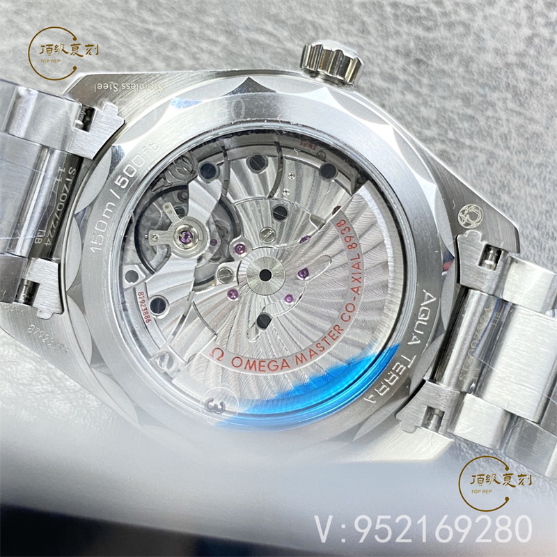 VS廠歐米茄海馬150m系列墨綠世界時復刻表：深度測評與細節解析-復刻表