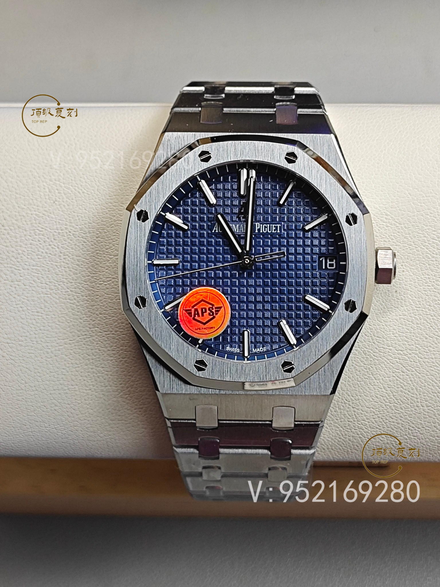 深入解析APS愛彼復刻表15500藍面版：4302一體機芯與原裝同步功能-復刻表